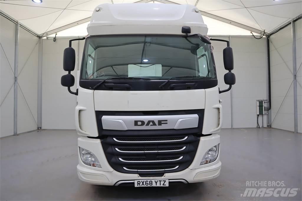 DAF CF450 트랙터 유닛