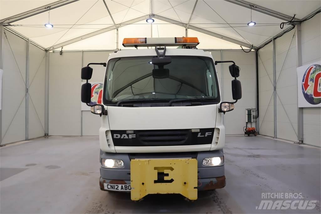 DAF LF 55.250 GULLY SUCKER 건설 장비 - 기타