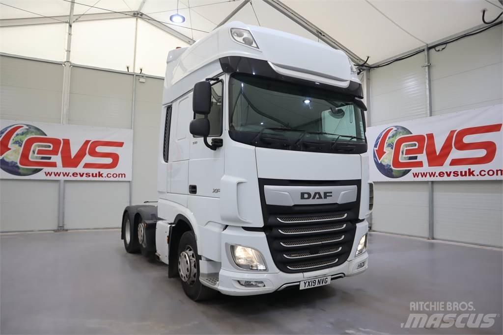 DAF XF530 트랙터 유닛