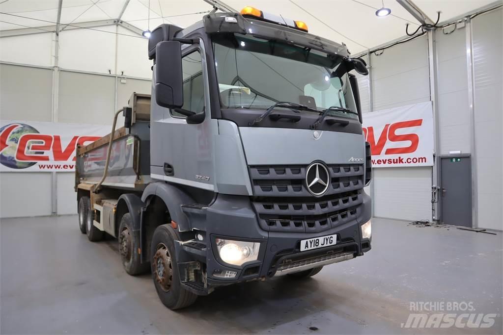 Mercedes-Benz Arocs 3240 덤프 트럭