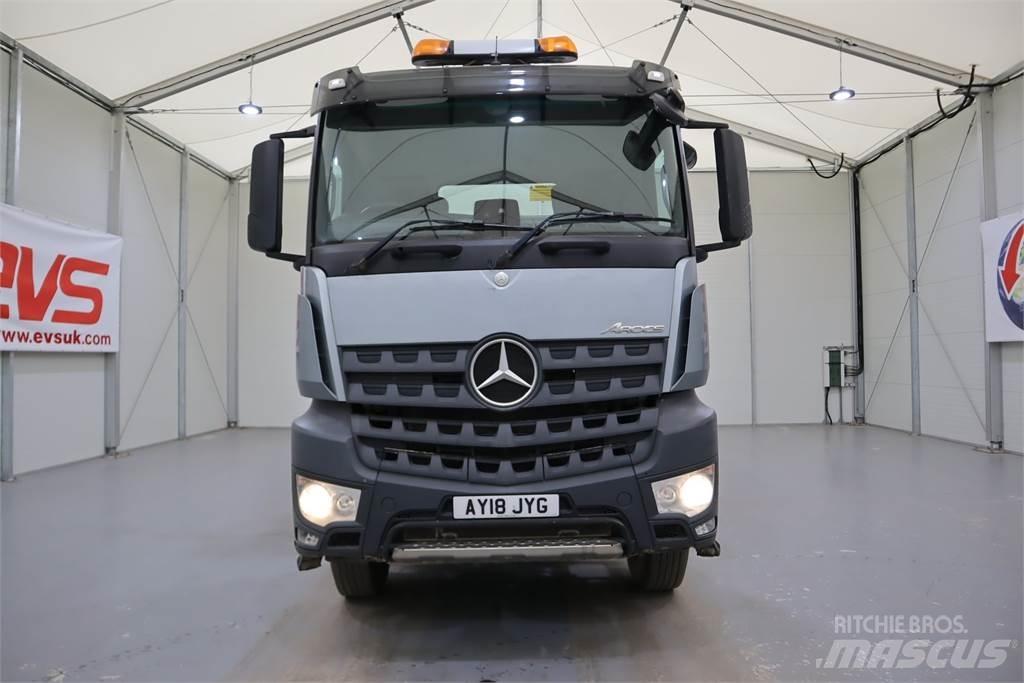 Mercedes-Benz Arocs 3240 덤프 트럭