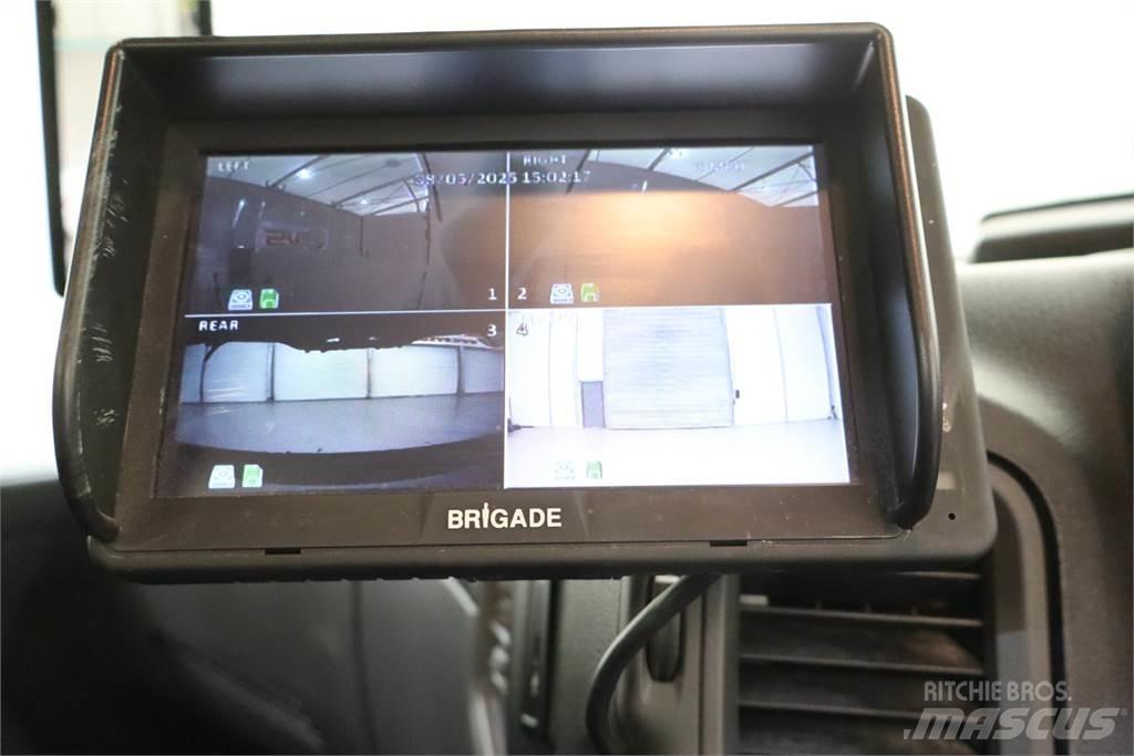 Mercedes-Benz AROCS 3240 덤프 트럭