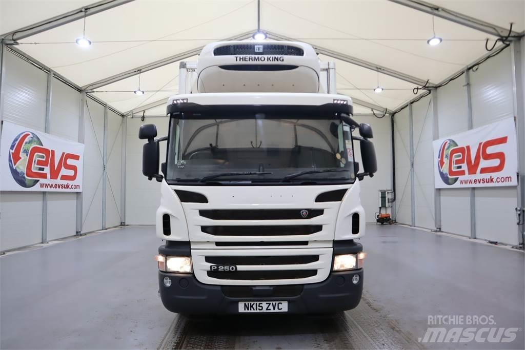 Scania P250 냉동 컨테이너