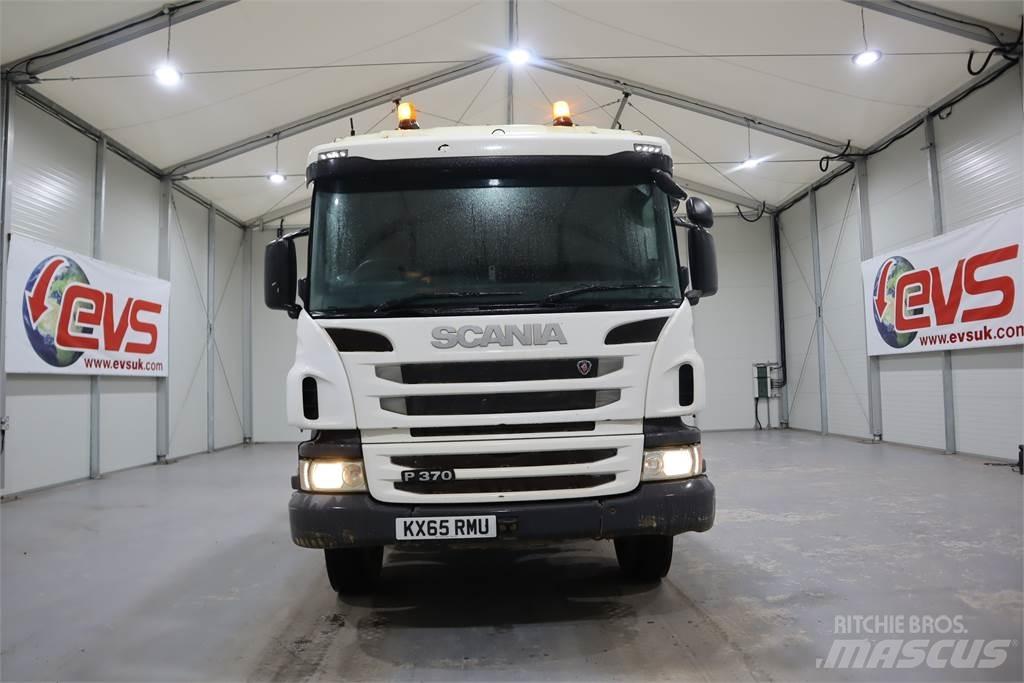 Scania P370 덤프 트럭