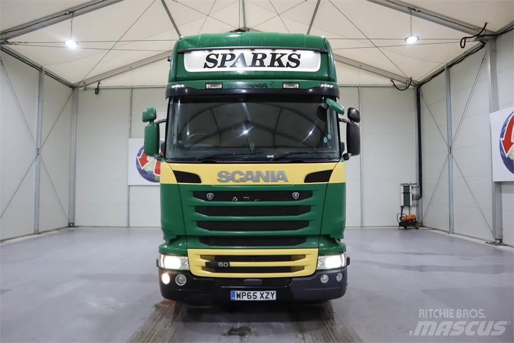 Scania R450 트랙터 유닛