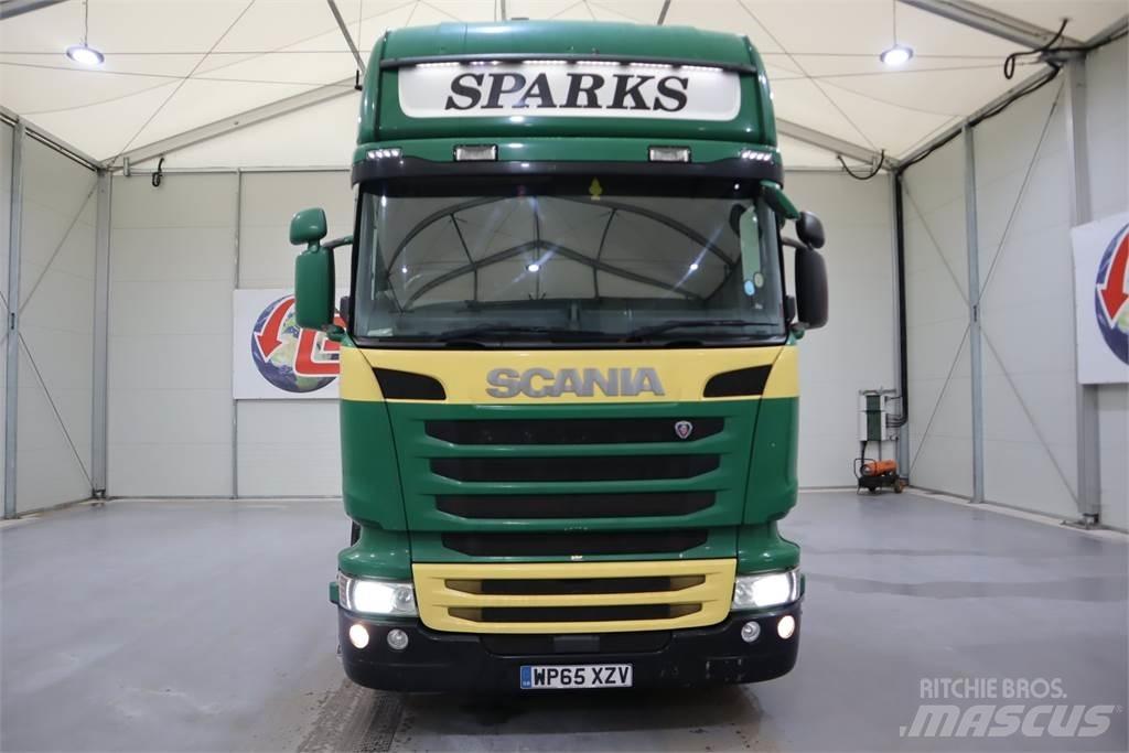 Scania R450 트랙터 유닛