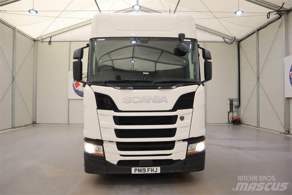 Scania R450 트랙터 유닛