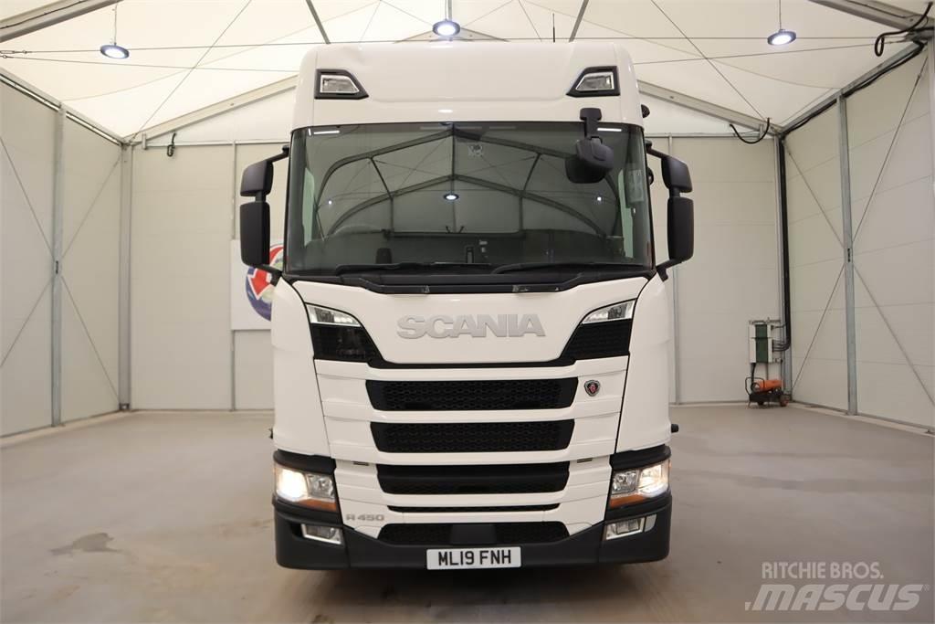 Scania R450 트랙터 유닛