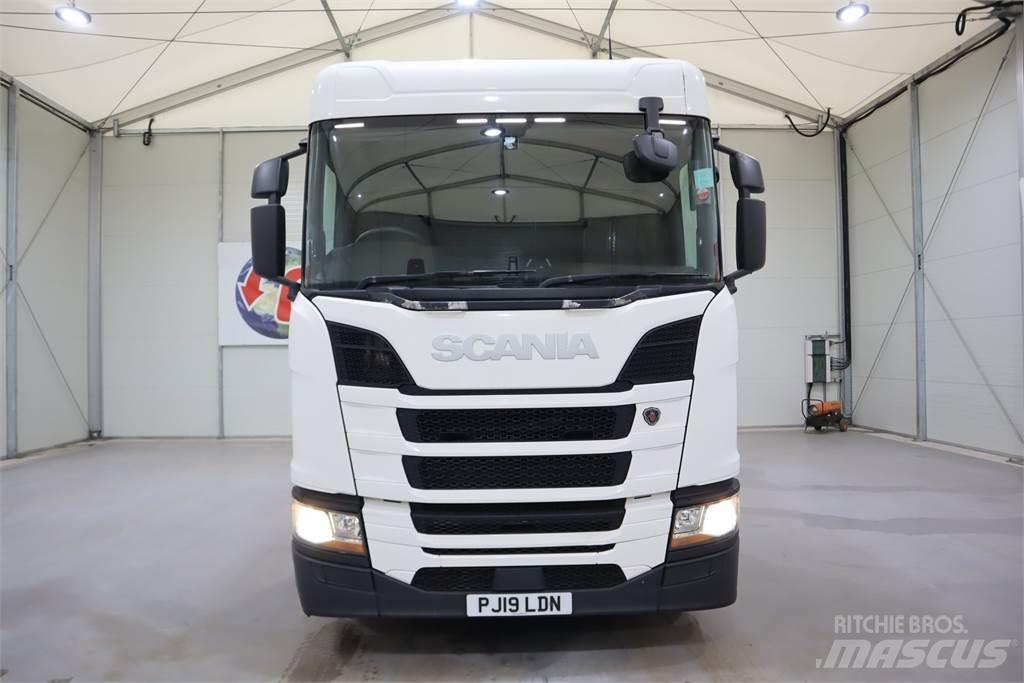 Scania R450 트랙터 유닛