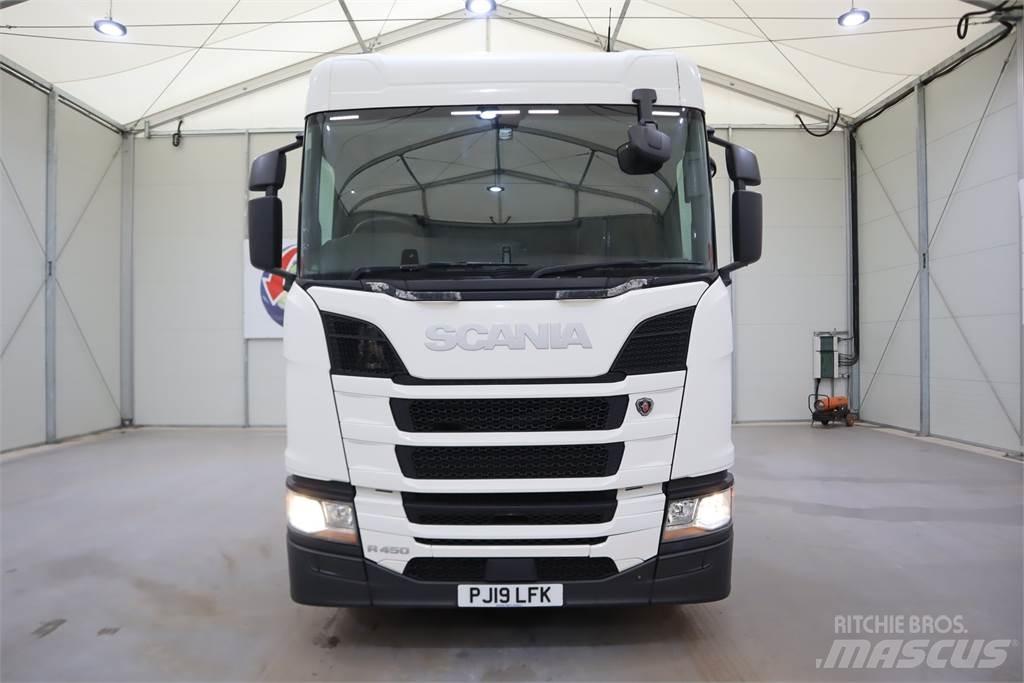 Scania R450 트랙터 유닛