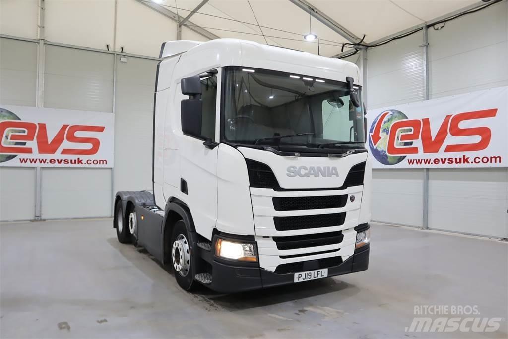Scania R450 트랙터 유닛