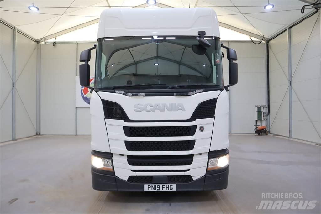 Scania R450 트랙터 유닛