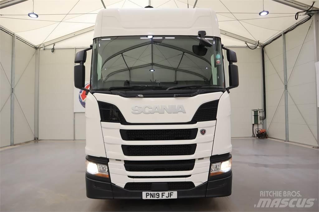 Scania R450 트랙터 유닛