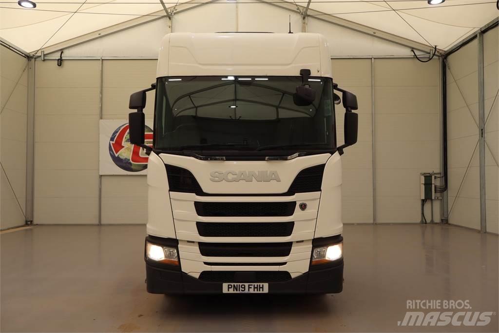 Scania R450 트랙터 유닛