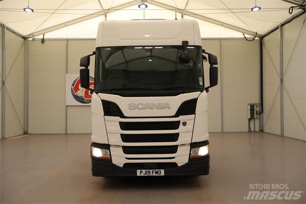Scania R450 트랙터 유닛