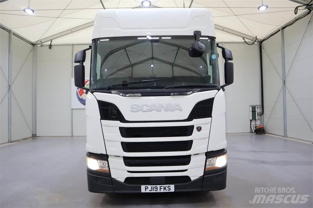 Scania R450 트랙터 유닛
