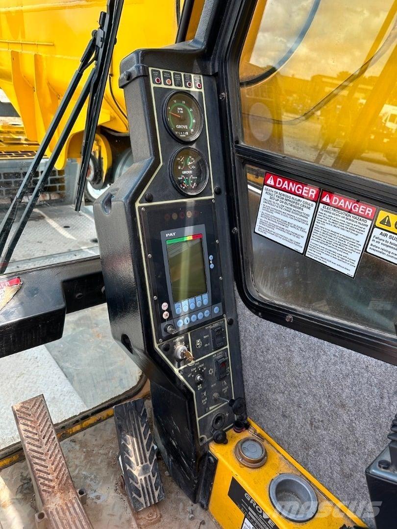 Grove TMS700E A/T 크레인