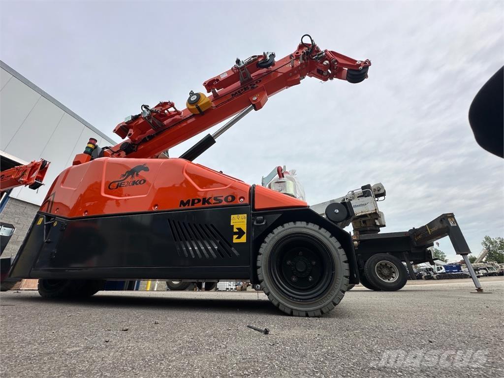 Jekko MPK50 미니 크레인