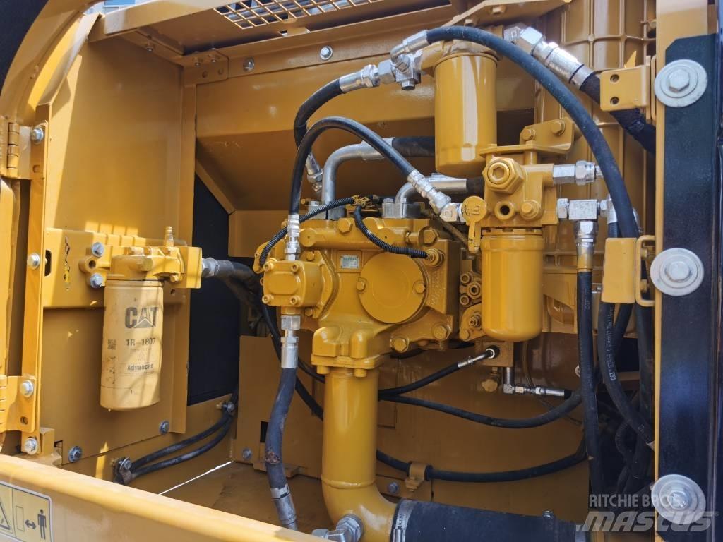 CAT 325 D 대형 굴삭기 29톤 이상