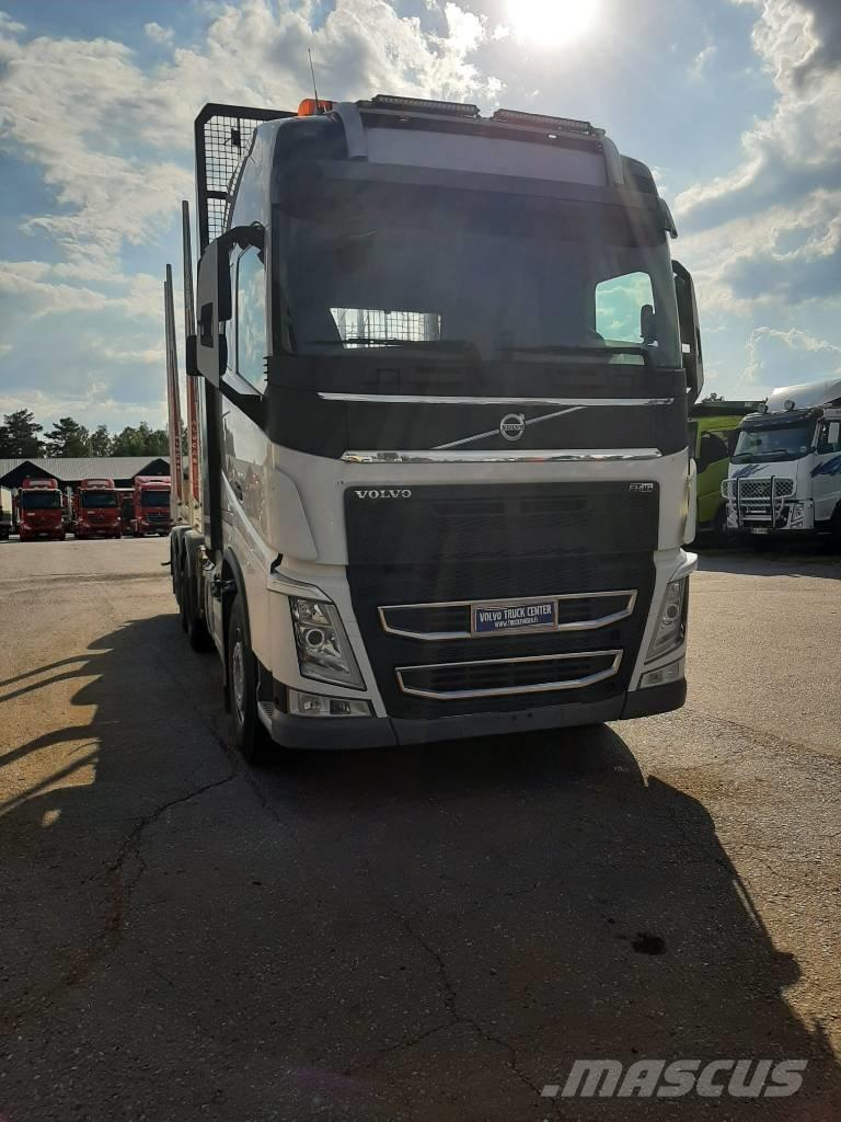 Volvo FH 16 목재 트럭
