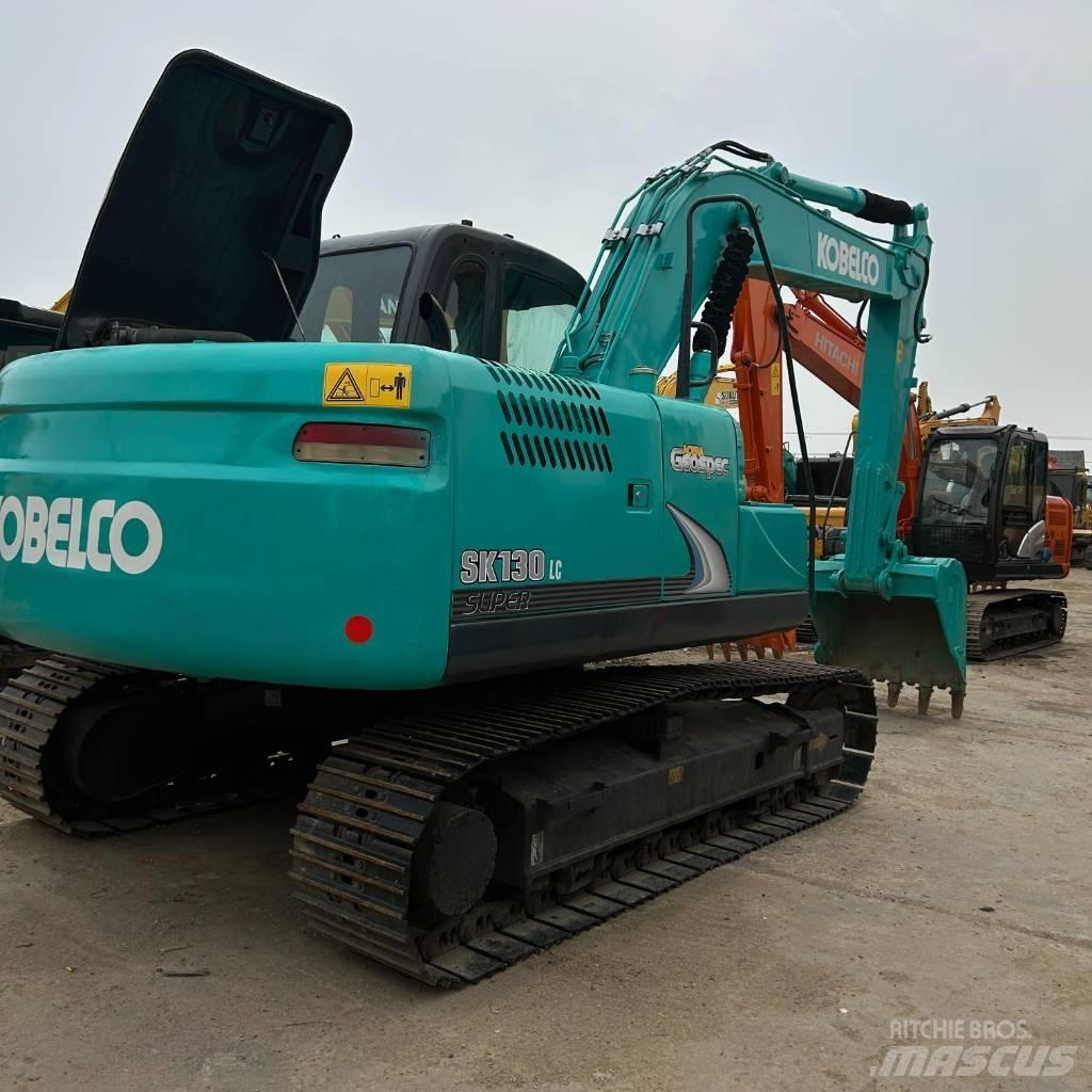 Kobelco 130 대형 굴삭기 29톤 이상