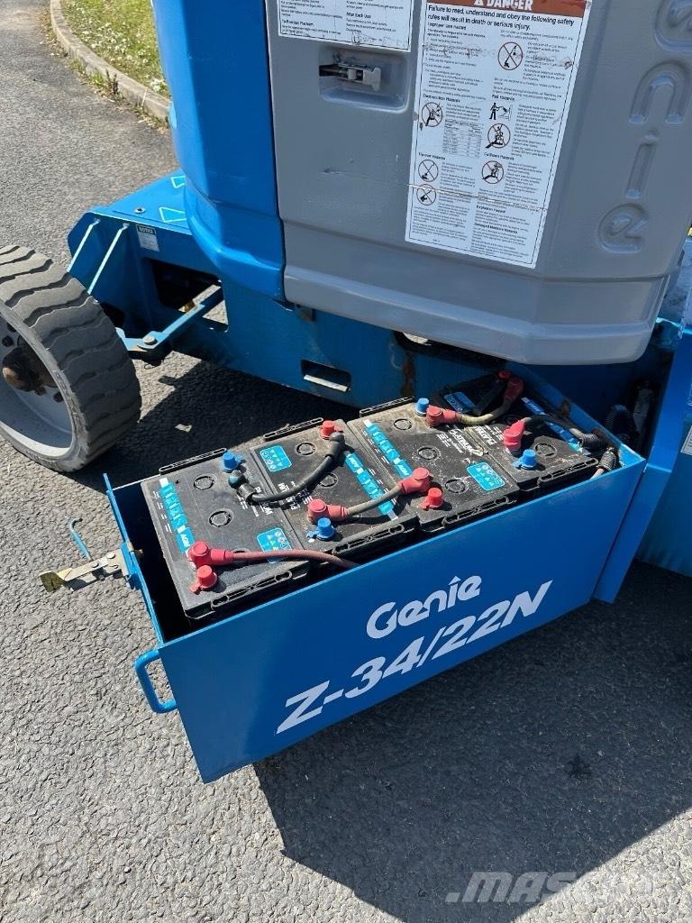 Genie Z 34/22 N 관절형 전동이동 리프트