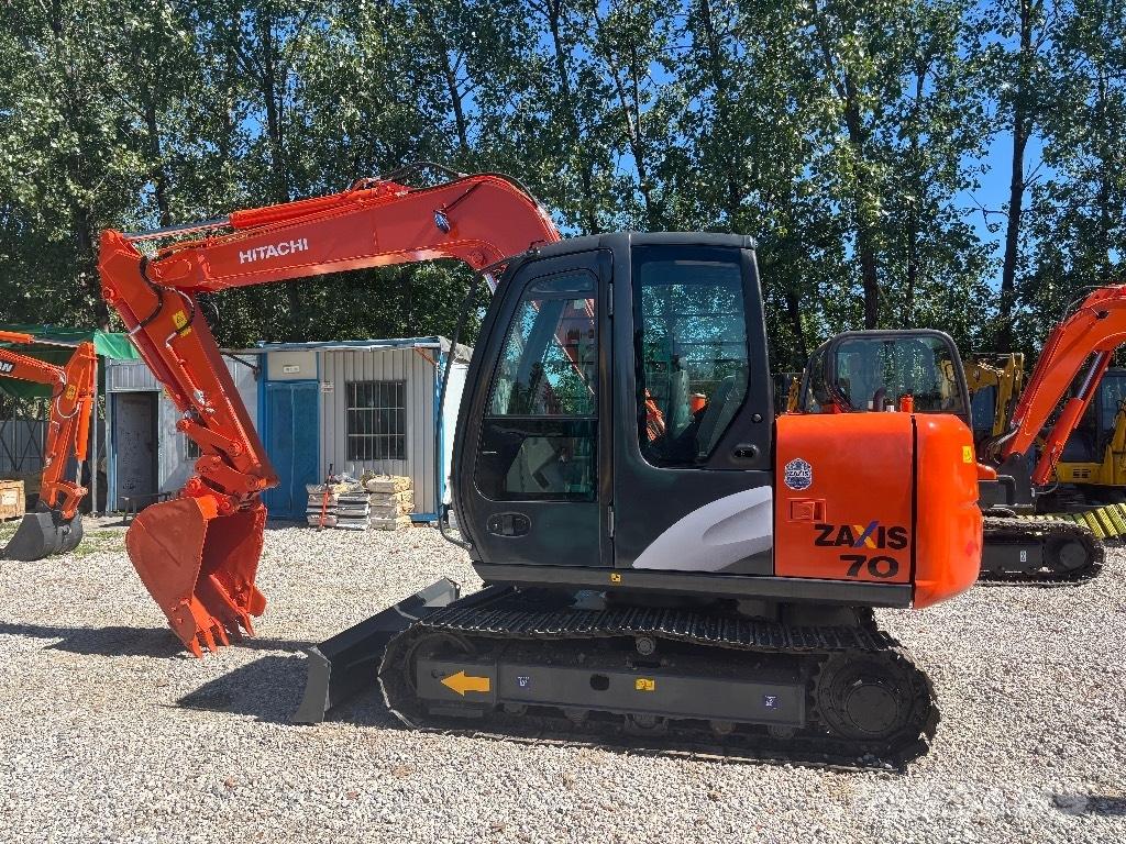 Hitachi ZX 70 소형 굴삭기 7톤 미만