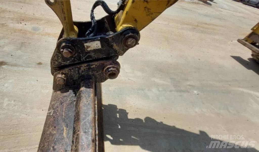 CAT 432 F2 백호로더