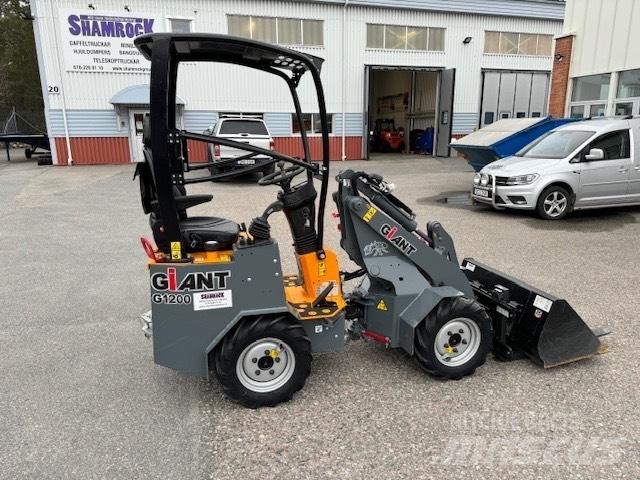 GiANT G 1200 미니 로더