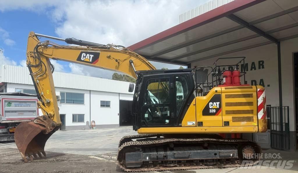 CAT 320 대형 굴삭기 29톤 이상