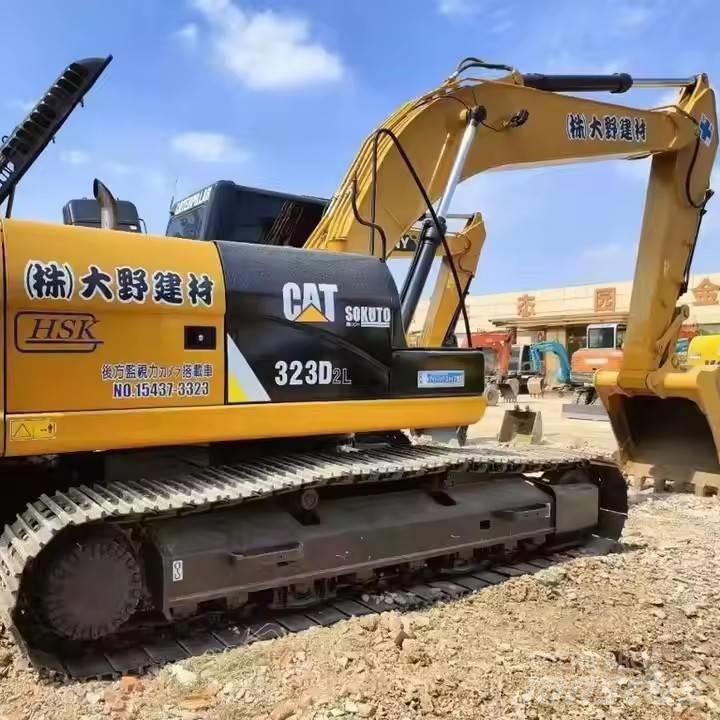 CAT CAT323D2L 대형 굴삭기 29톤 이상