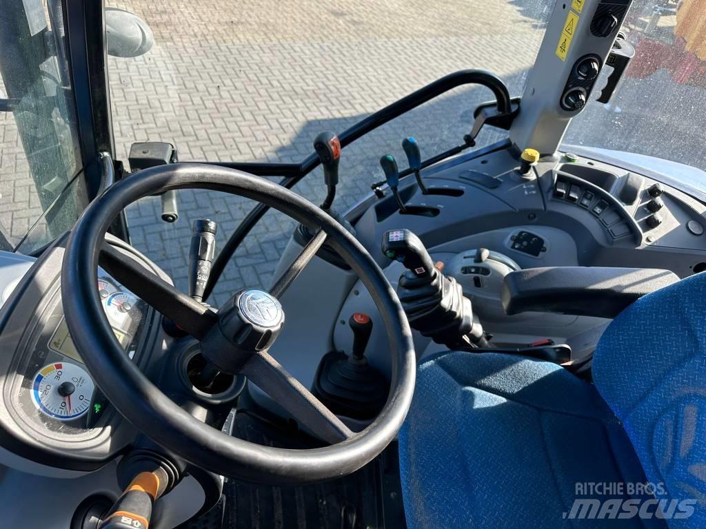 New Holland T 5.95 트랙터