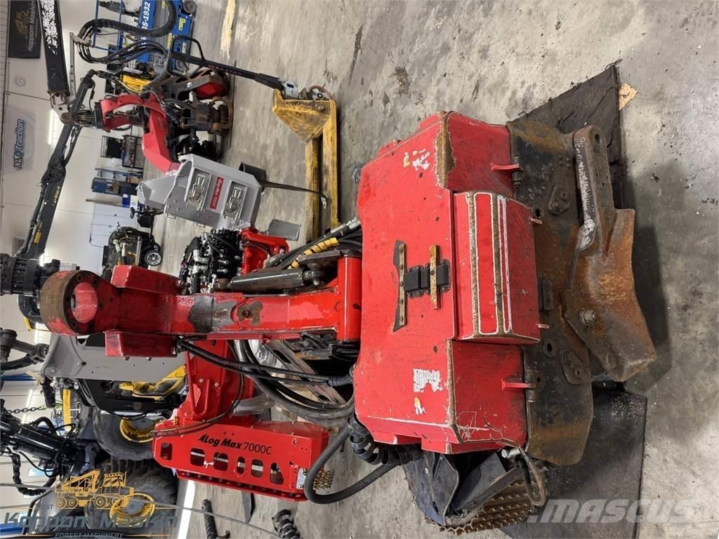 Komatsu S132 하비스터 헤드