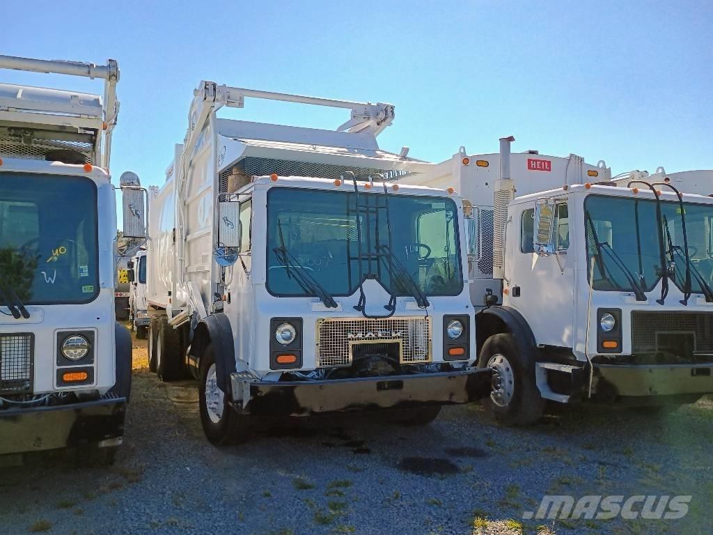 Mack MR 폐기물 수거 트럭