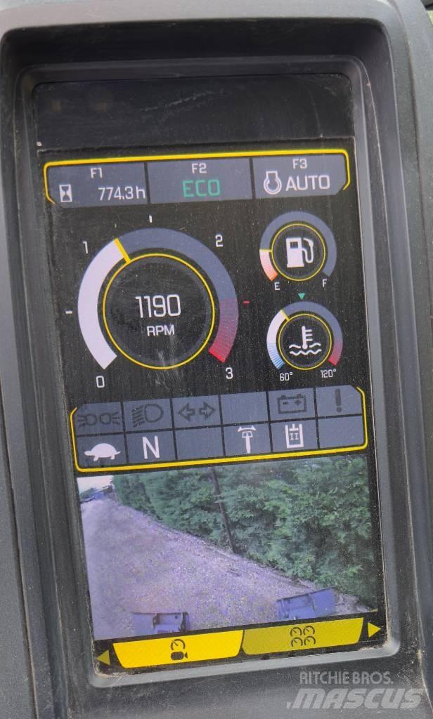 Wacker Neuson EW65  휠 굴삭기