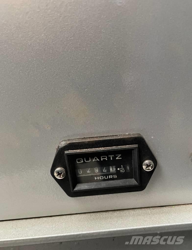 Horyong BMK403 ECO 미니 크레인