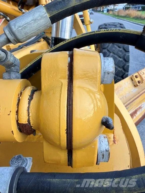 CAT 12M3 그레이더