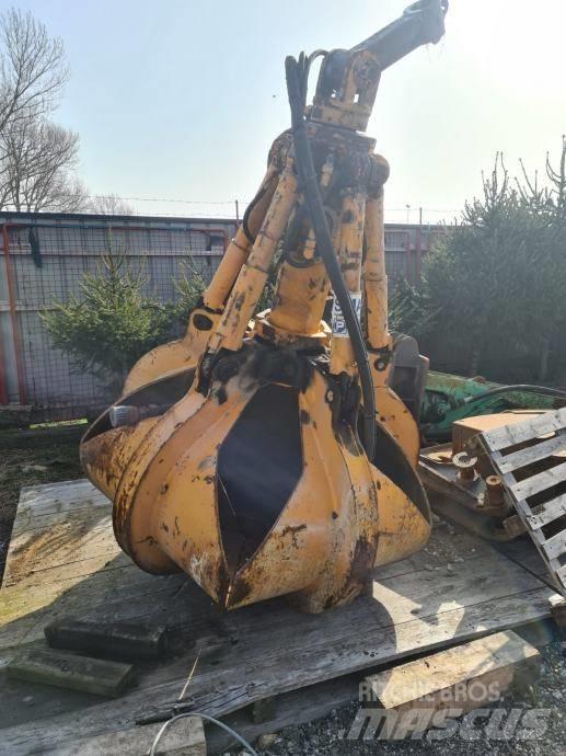 Volvo AKERMAN EW-230  휠 굴삭기