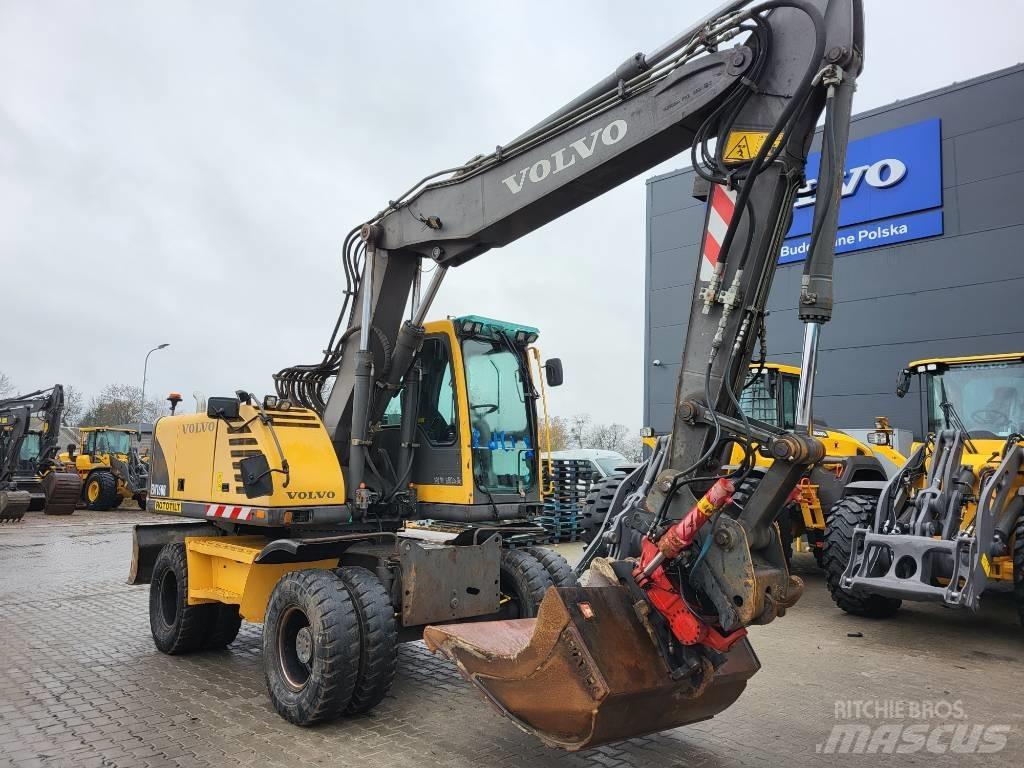 Volvo EW160B  휠 굴삭기