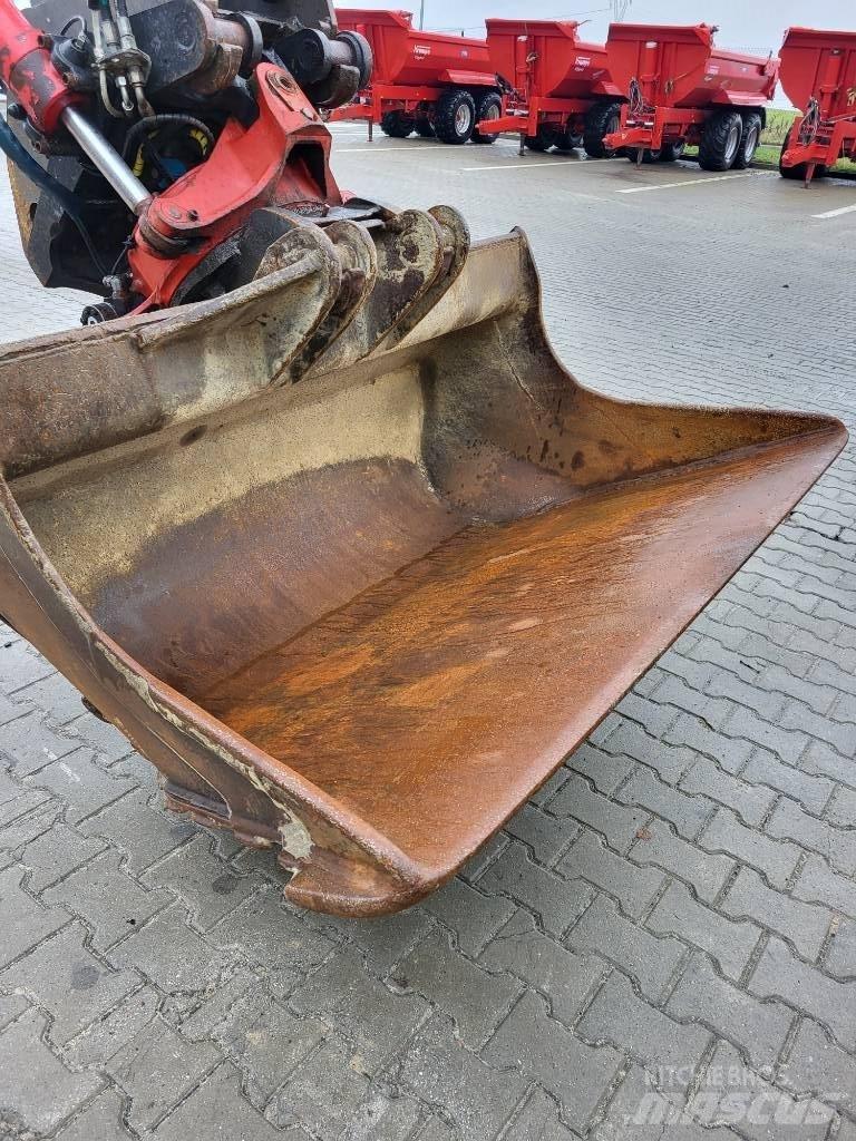 Volvo EW160B  휠 굴삭기