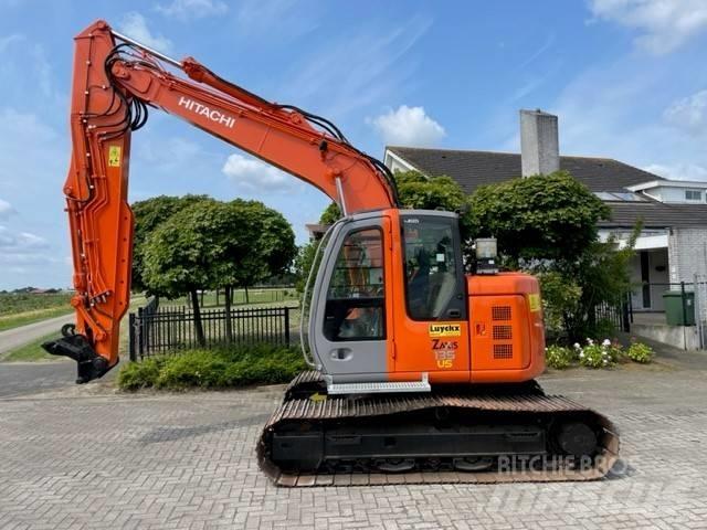 Hitachi ZX 135 US 대형 굴삭기 29톤 이상