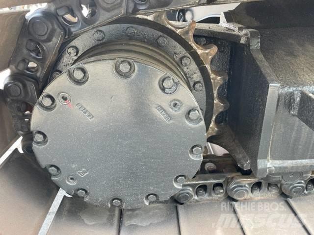 Hitachi ZX 135 US 대형 굴삭기 29톤 이상