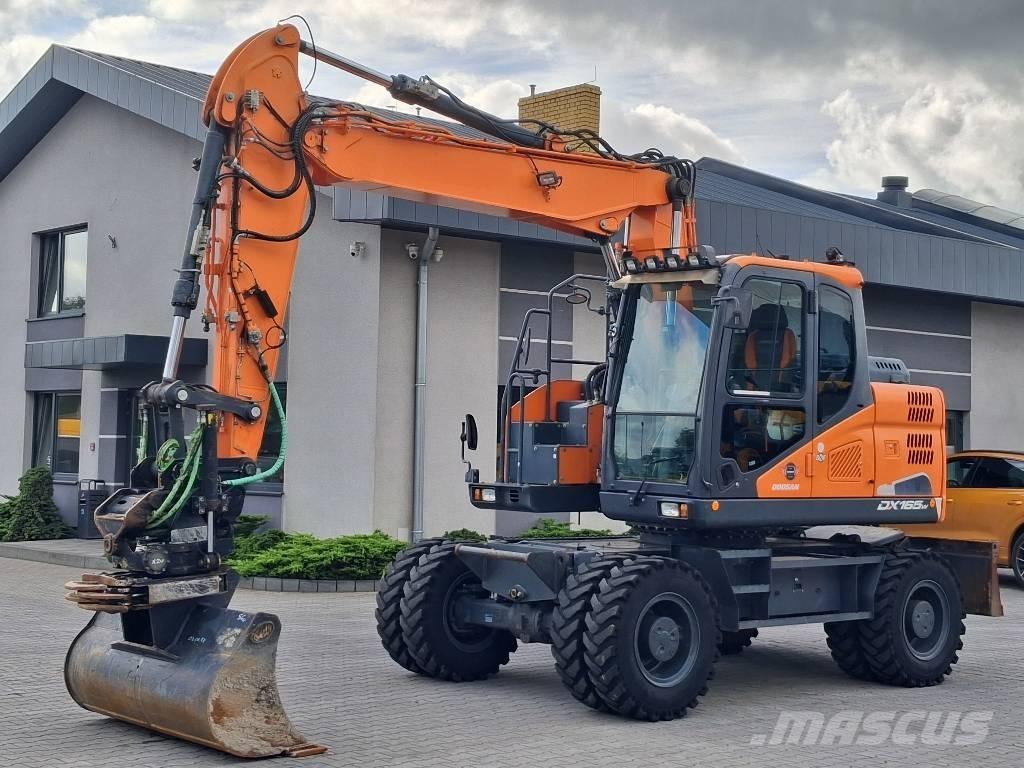 Doosan DX 165 W-5  휠 굴삭기