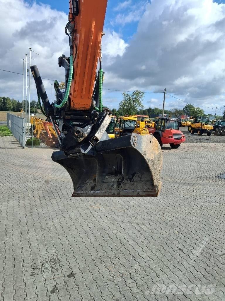 Doosan DX 165 W-5  휠 굴삭기