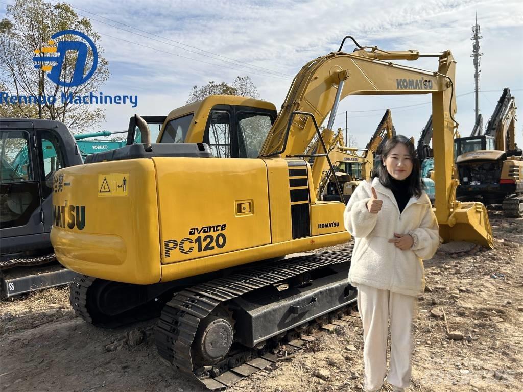 Komatsu PC 120 대형 굴삭기 29톤 이상