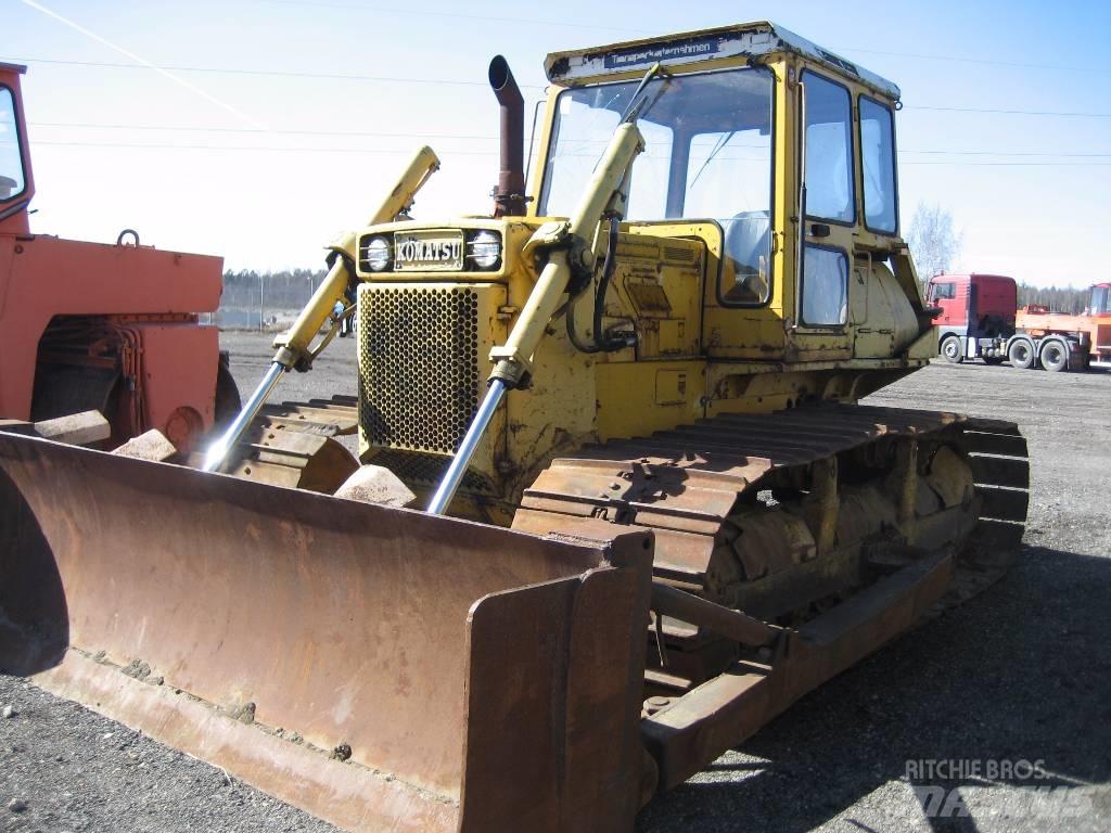 Komatsu D53P-16 크롤러 도저