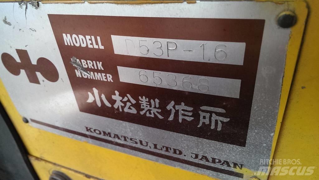 Komatsu D53P-16 크롤러 도저