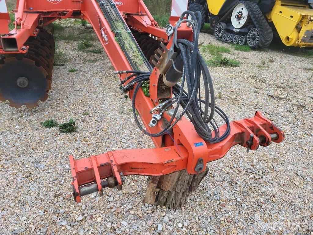 Kuhn Discover XL2 - 60 디스크 하로우(쇄토기)