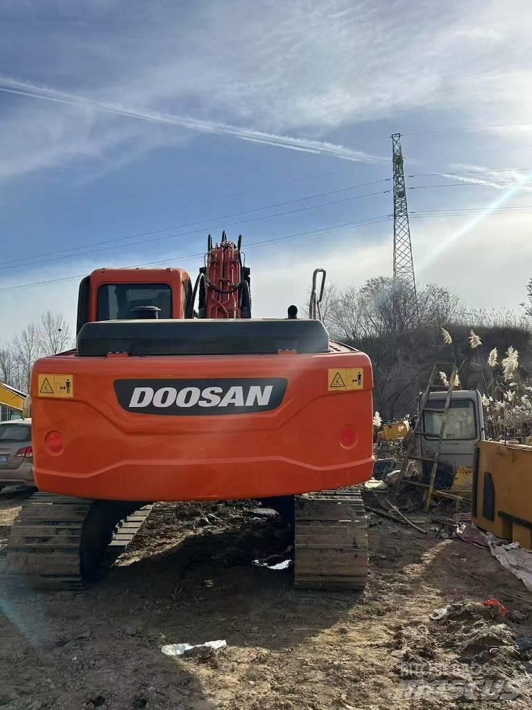 Doosan DX225LC-9C 대형 굴삭기 29톤 이상