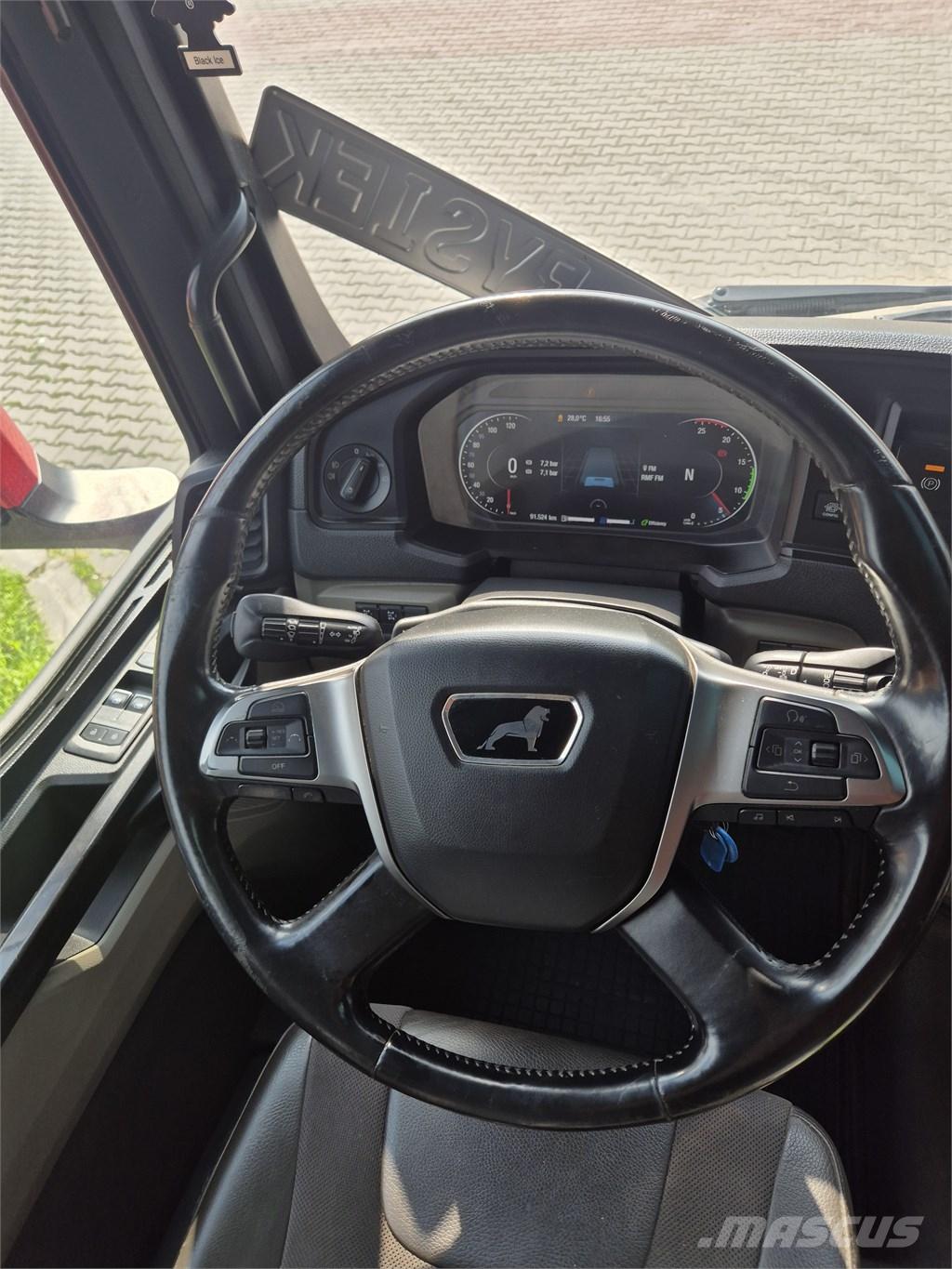 MAN TGX 26.580 목재 트럭